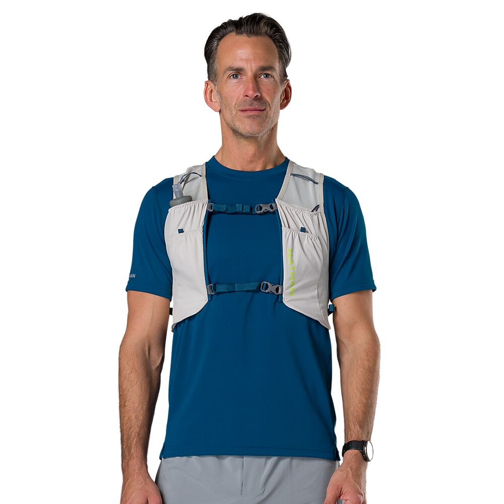 30570N-60011_Pinnacle FeatherLite Vest Vapor Grey_onBody 1.png