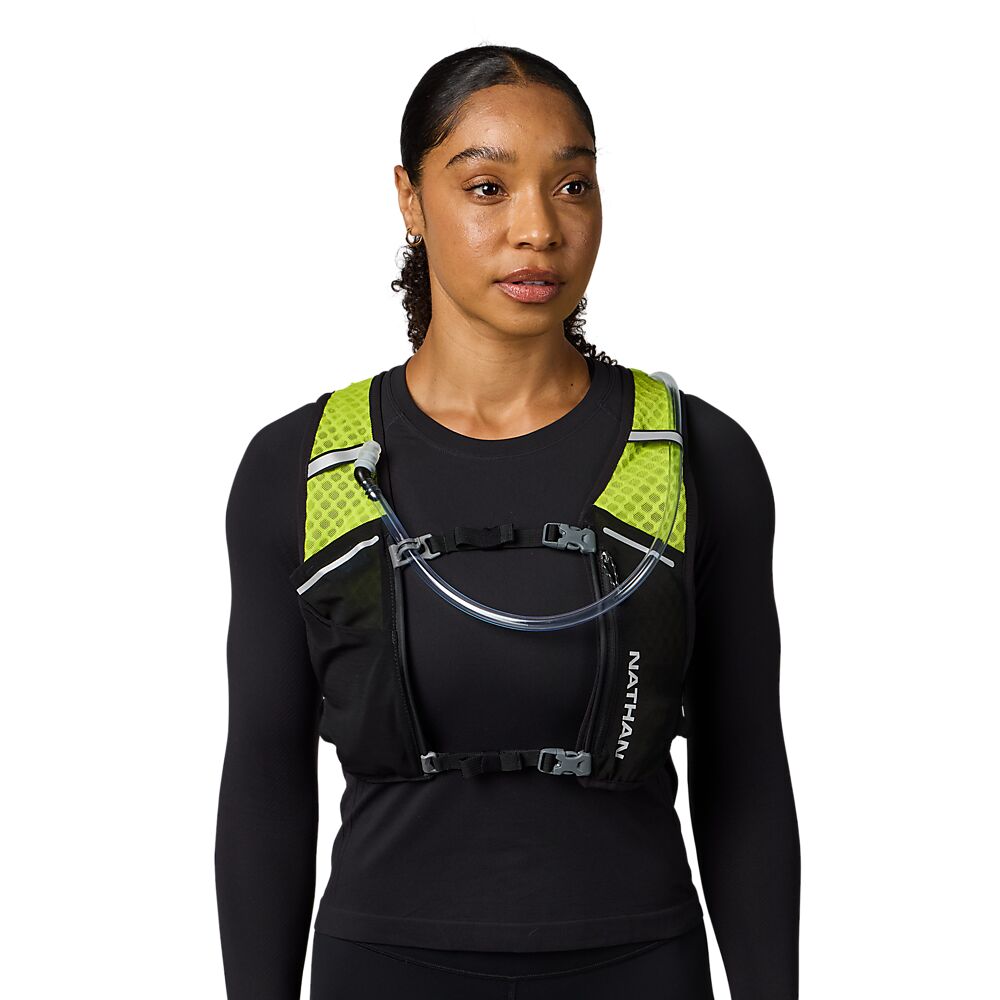 30910N-40072_Hypernight QuickStart 3.0 4L_onBody.png