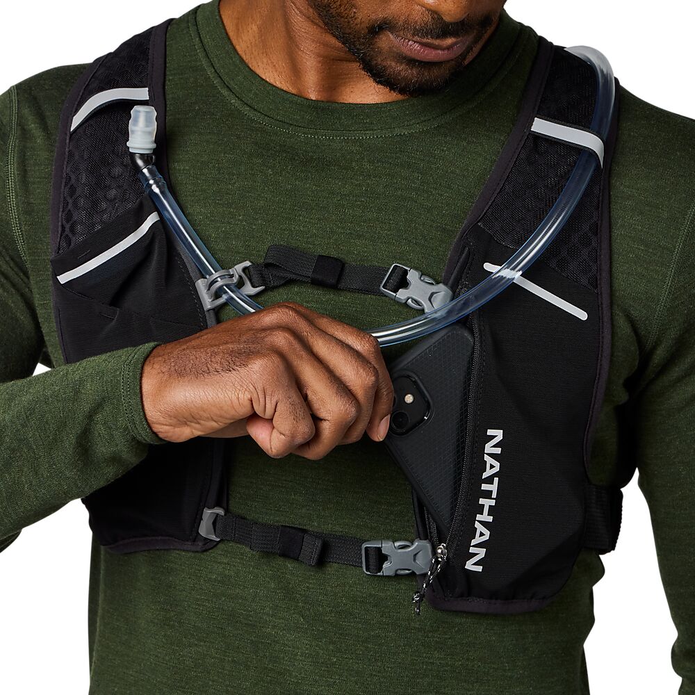 30910N-00320_Hypernight QuickStart 3.0 4L_onBody 6.png