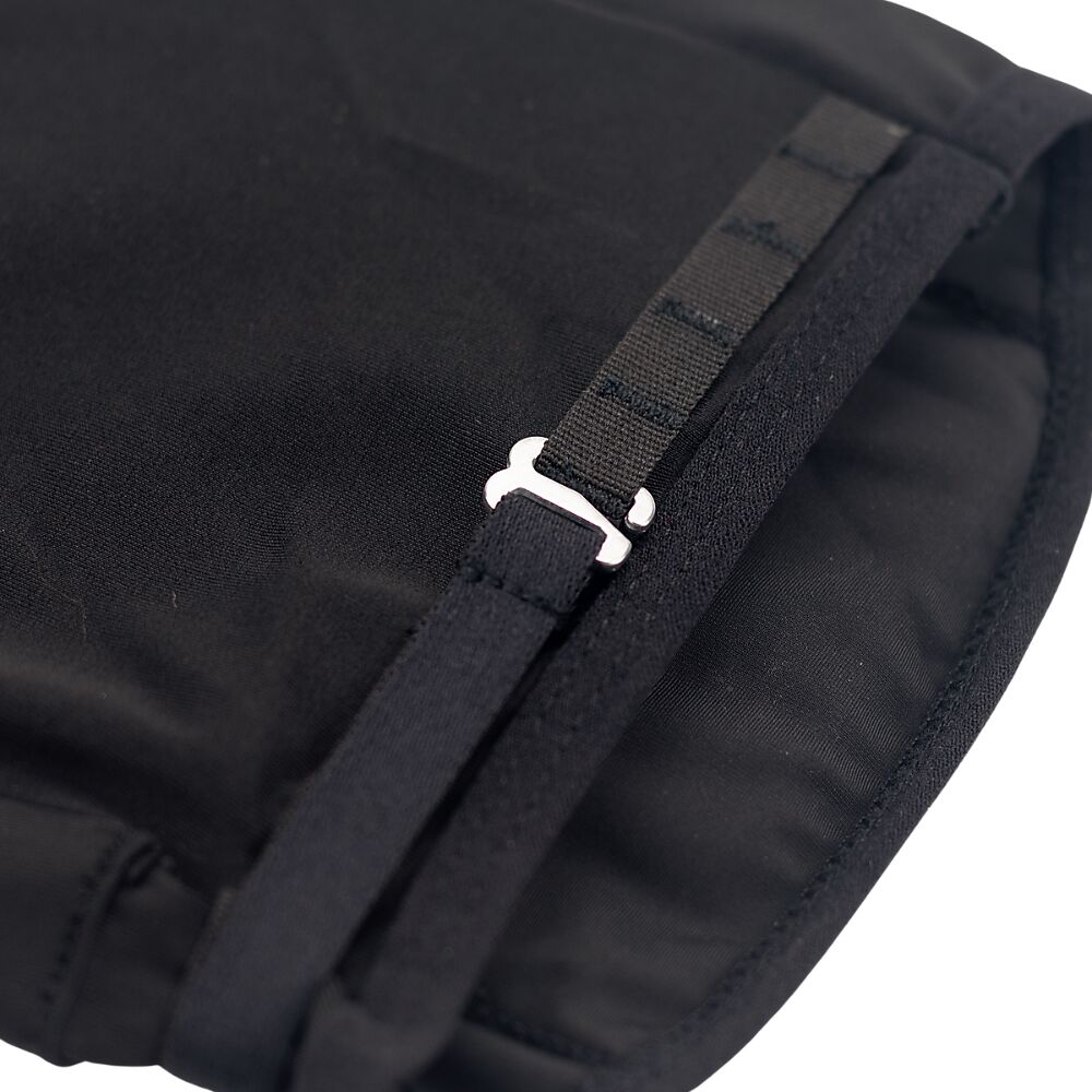 8004N-0525_Ripcord Personal Safety Alarm Arm Phone Sleeve Black-Sailor blue_Detail 2.png