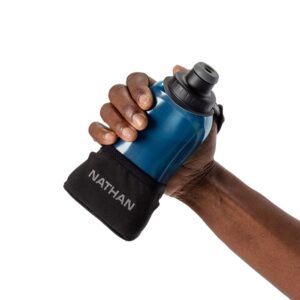 40160N-00030_Quick Squeeze Lite 12 oz Black-Marine Blue 355ML_onBody.png