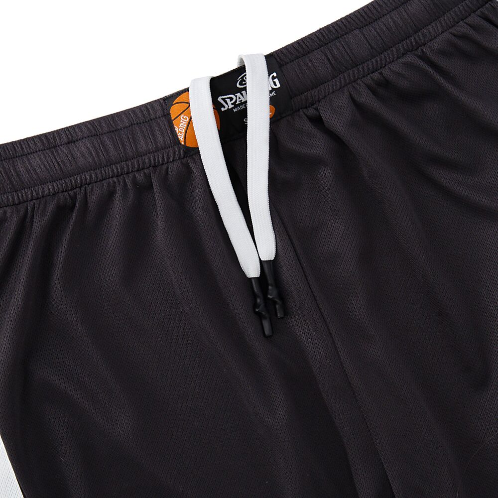 SP26211100-BKWH_Legacy Shorts Black-White_Detail.png