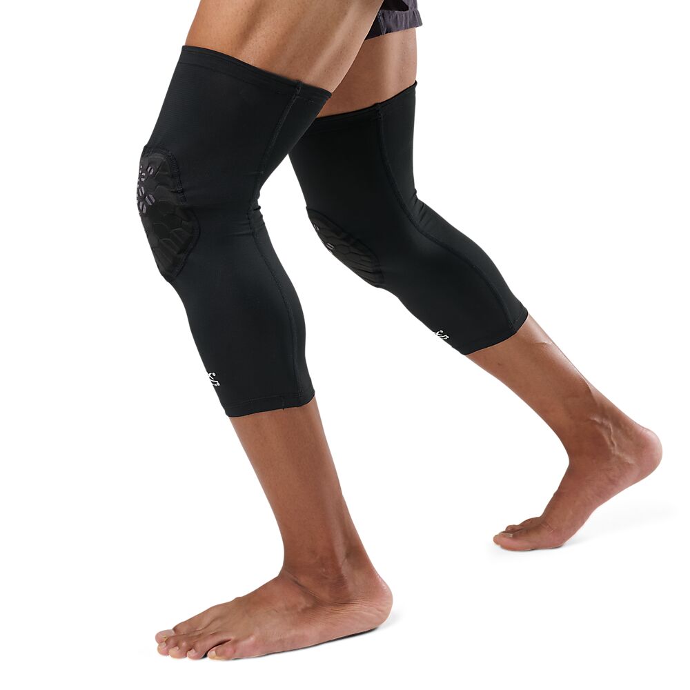22080R-BKGR_HEX Viz Knee Sleeve Pair Black-Grey_Side.png