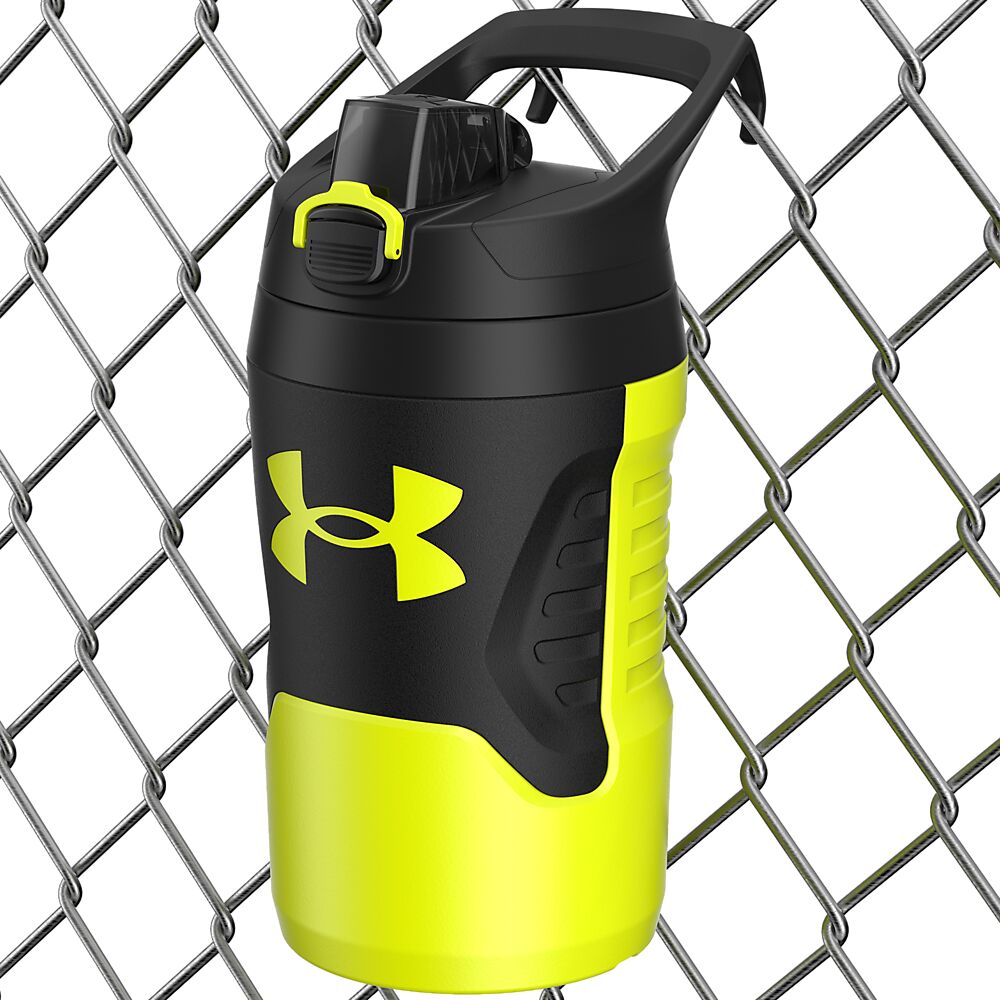UA70890-40050_PlaymakerJug 32oz Hi Vis Yellow-Black_Detail 4.png