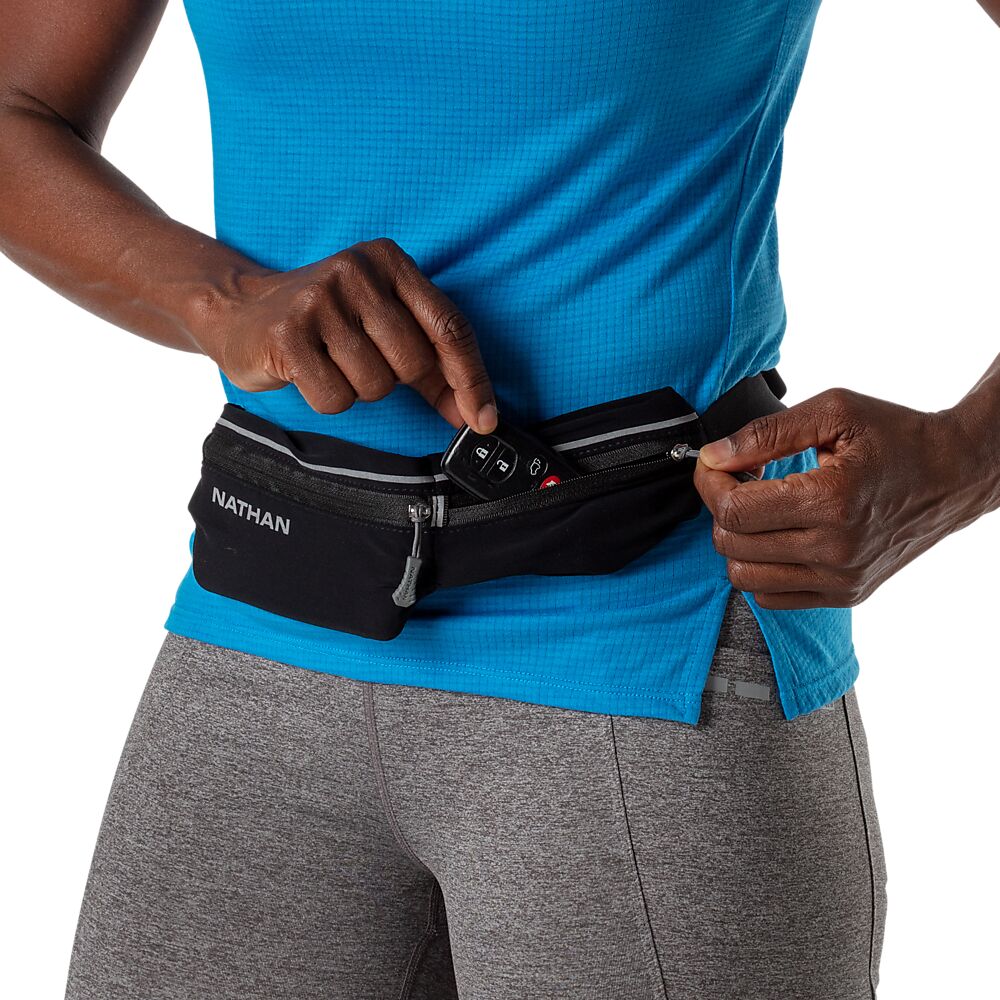 10060N-00010_Mirage Pack Plus Black-Reflective Silver_onBody 5.png