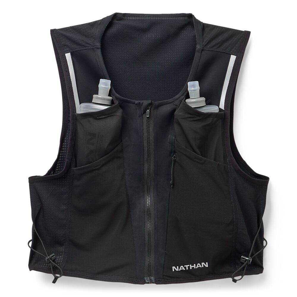 31030N-00010_AeroZip 1L Black-Reflective Silver_Front.png