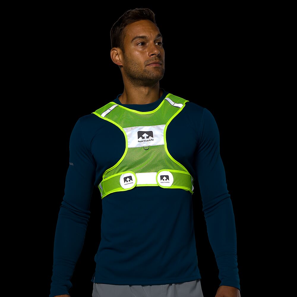 2017N-0119_Streak Vest Neon Yellow_Detail 1.png