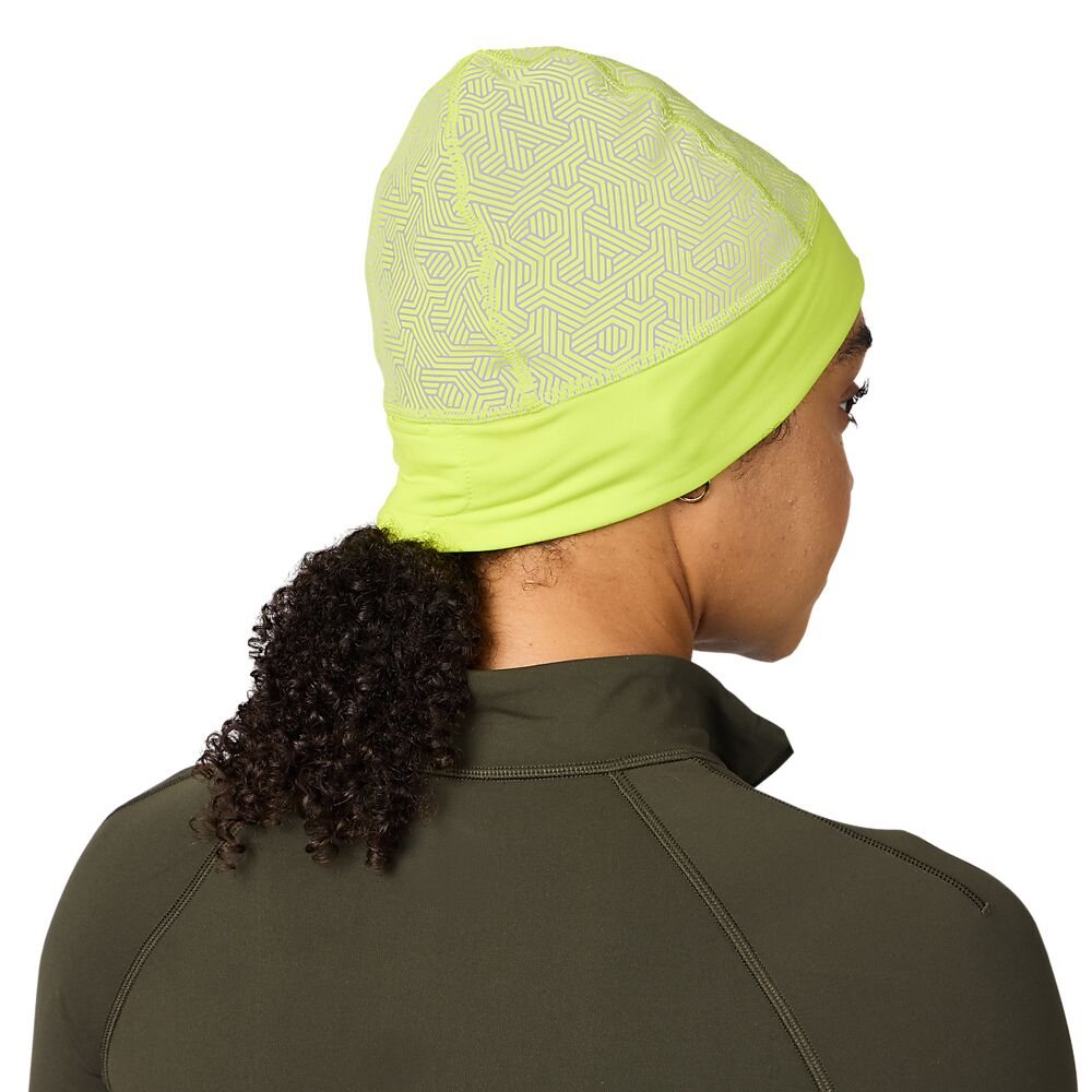 20110N-40072_HyperNight Reflective Beanie 2_onBody 3.png