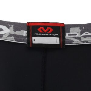 10020R-BK_Compression 3-4 Tight With Dual Layer Knee Support Black_Detail.png
