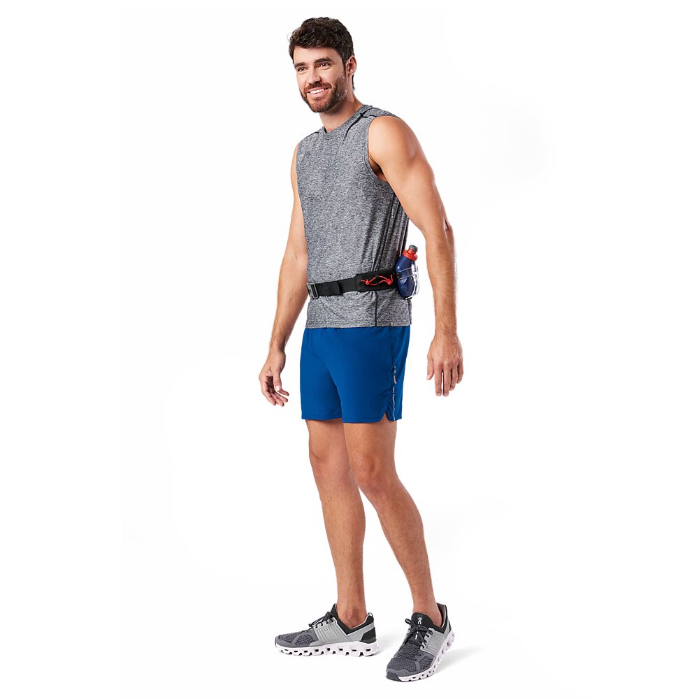 30490N-00186_Trail Mix Plus 3.0 Black-Ribbon Red_onBody 3.png