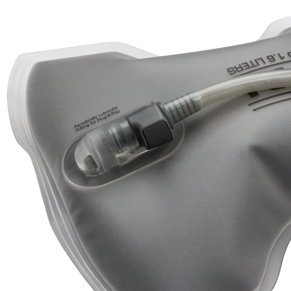 4557N_1.6 Liter Insulated Hydration Bladder Clear 1.6 Liter_Detail 1.png
