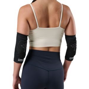 22140R-BKGR_HEX Viz knee-Elbow Pad Pair Black-Grey_onBody 2.png