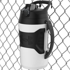 UA70020-WH_Playmaker Jug 64oz White_Detail 4.png