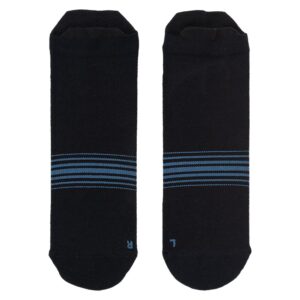 10580N-00001_Speed Tab Socks Black_Flat 1.png