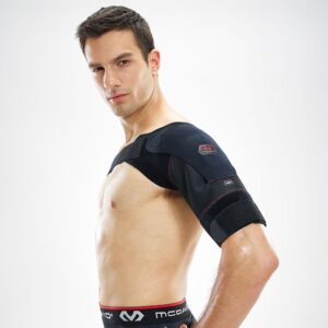 463R-BK_Shoulder Support Wrap Black_Lifestyle2.png