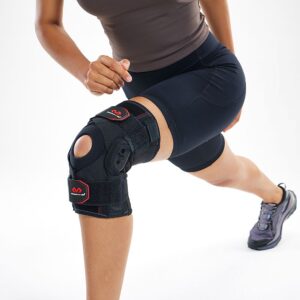 429X-BK_Knee Brace With Polycentric Hinges And Cross Straps Black_Lifestyle5.png
