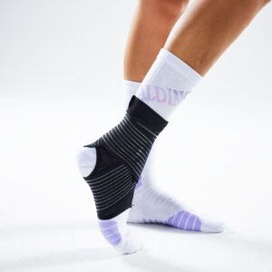 433R-BK_Ankle Support Mesh With Straps Black_Lifestyle6.png