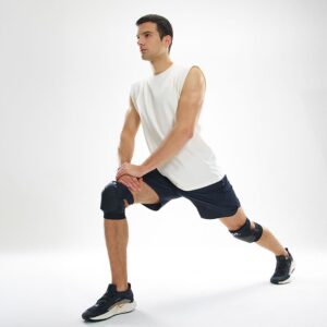 646R-BK_Volleyball Knee Pads Black_Lifestyle1.png