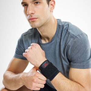 513R-BK_Wrist Sleeve Adjustable elastic Black_Lifestyle4.png