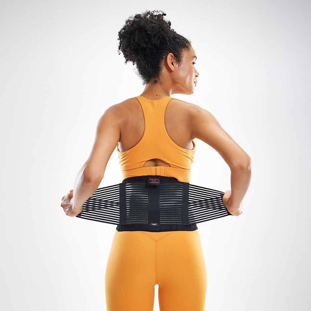 493R-BK_Back Stabilizer Black_Lifestyle4.png