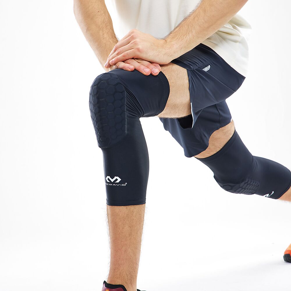 6446R-BK_Hex Leg Sleeves Black_Lifestyle1.png
