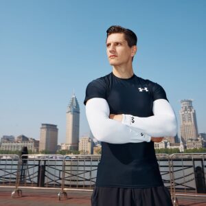 6566R-WH_Compression Arm Sleeve White_Lifestyle10.png