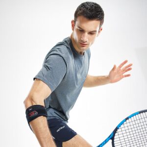 489R-BK_Tennis Elbow Strap With Pads Black_Lifestyle6.png